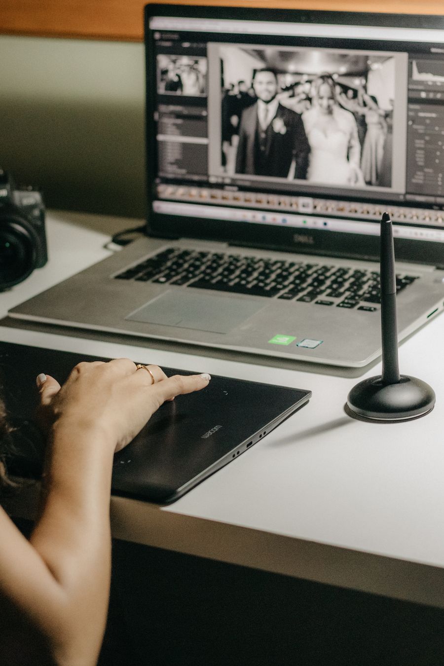 Picture of newlyweds on laptop screen — Add Text resize-canvas mockup