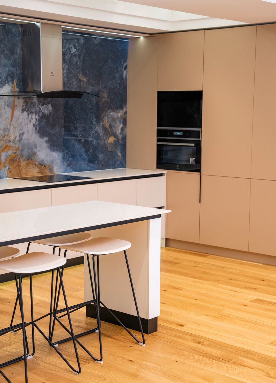 Modern minimalist kitchen with marble backsplash — Start from a template, finish in minutes in use