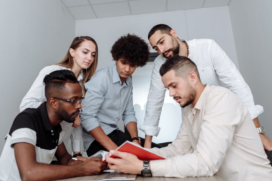 People working together — Documents templates resize-canvas mockup